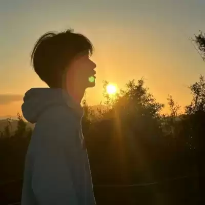 通薏冉
